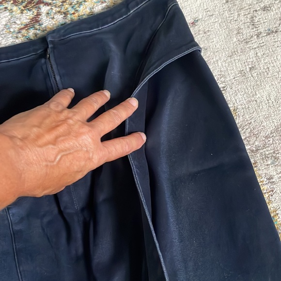 NWOT denim skirt, size 28 - Picture 4 of 8